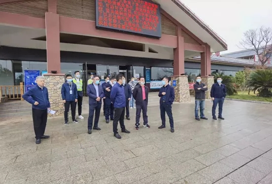 省交通運(yùn)輸廳黨委委員、副廳長(zhǎng)王昭春調(diào)研贛江服務(wù)區(qū)提質(zhì)升級(jí)